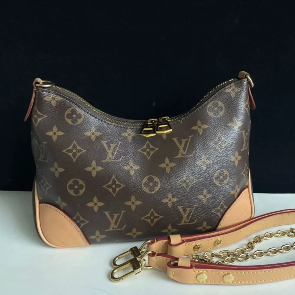 Louis Vuitton Women Pre-Loved Bag Very Good Condition